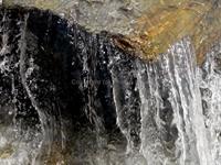 Fallende Wasser